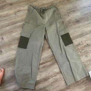 Abercrombie and Fitch size small cargo pants